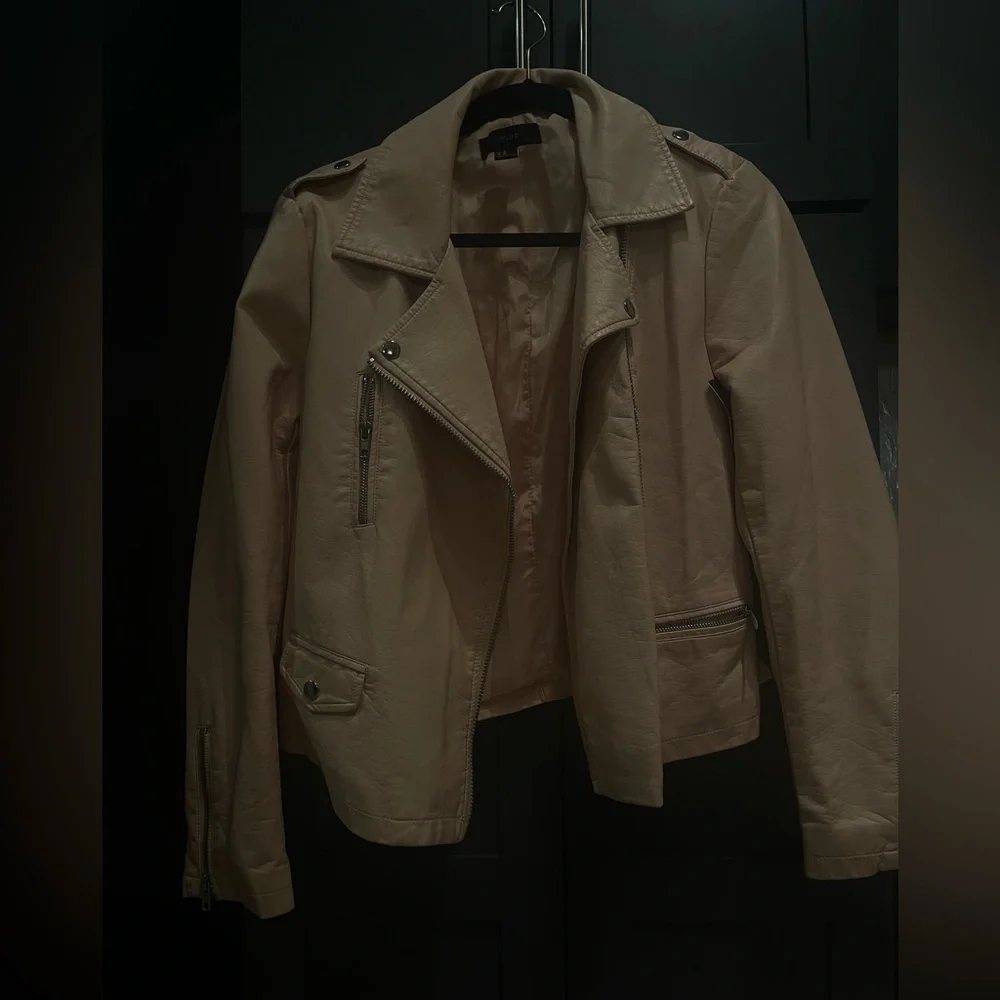Pink jacket - Picture 3 of 3